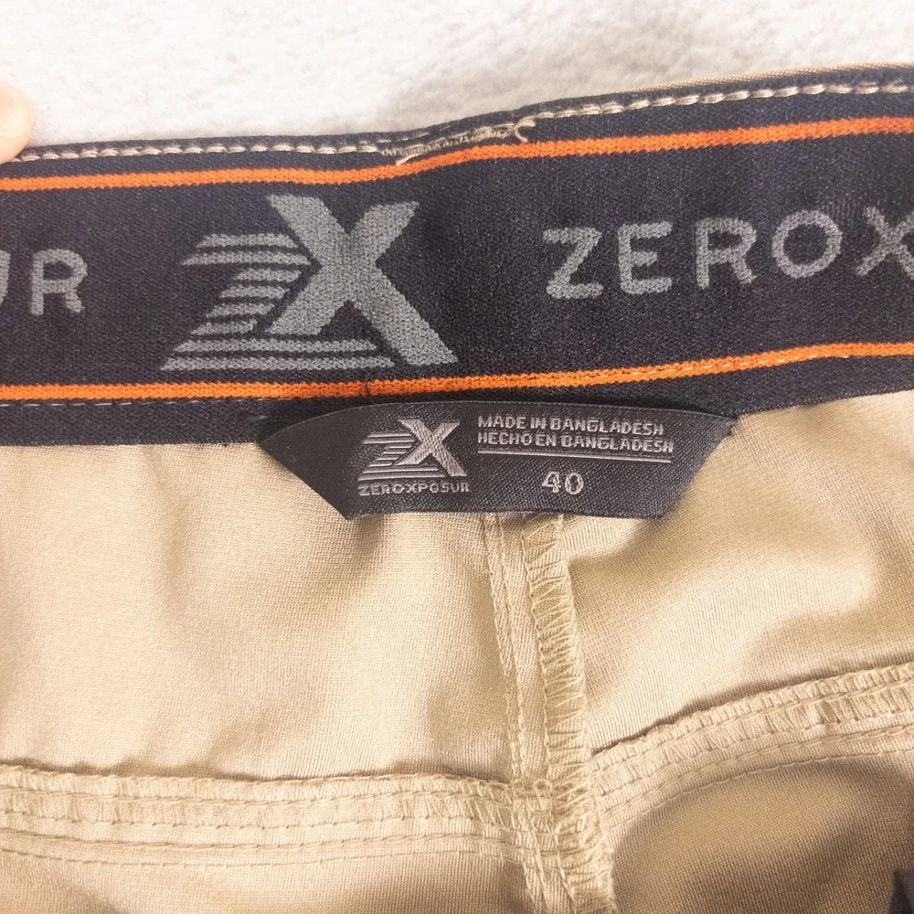 ZeroXposur Mens Performance Cargo Shorts Tan Khaki Stretch Hiking Golf Size 40